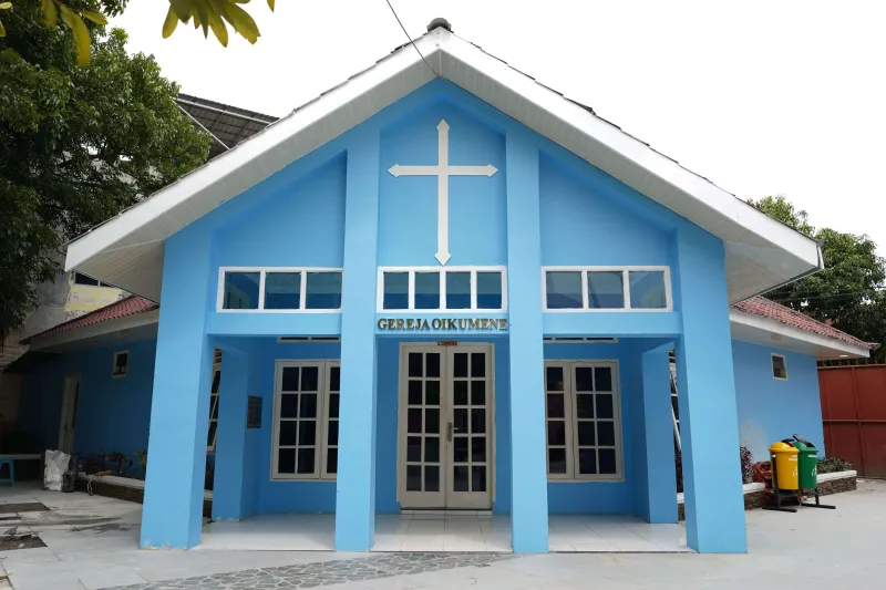 Gereja di kampus Universitas Satya Terra Bhinneka